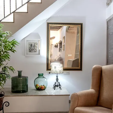Historic Townhouse Casa Roca Horta 4 Bedrooms Sun Terrace Town Mountain Views * Pollenca
