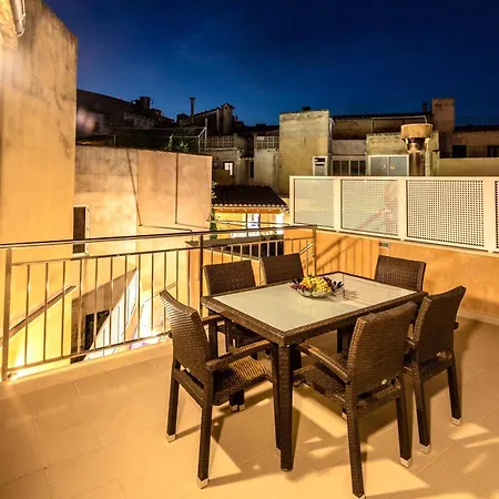 Villa Historic Townhouse Casa Roca Horta 4 Bedrooms Sun Terrace Town Mountain Views Pollenca