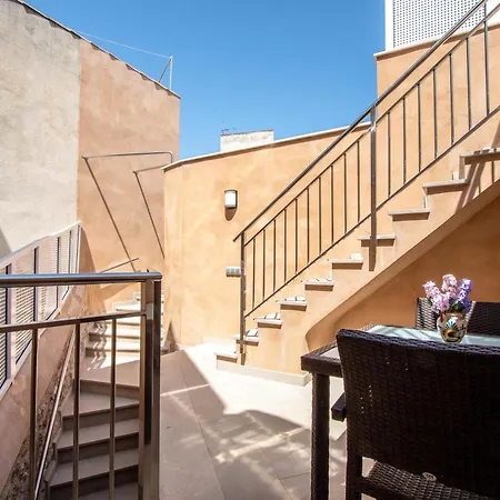 Villa Historic Townhouse Casa Roca Horta 4 Bedrooms Sun Terrace Town Mountain Views Pollenca