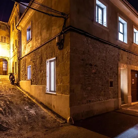 Historic Townhouse Casa Roca Horta 4 Bedrooms Sun Terrace Town Mountain Views * Pollenca